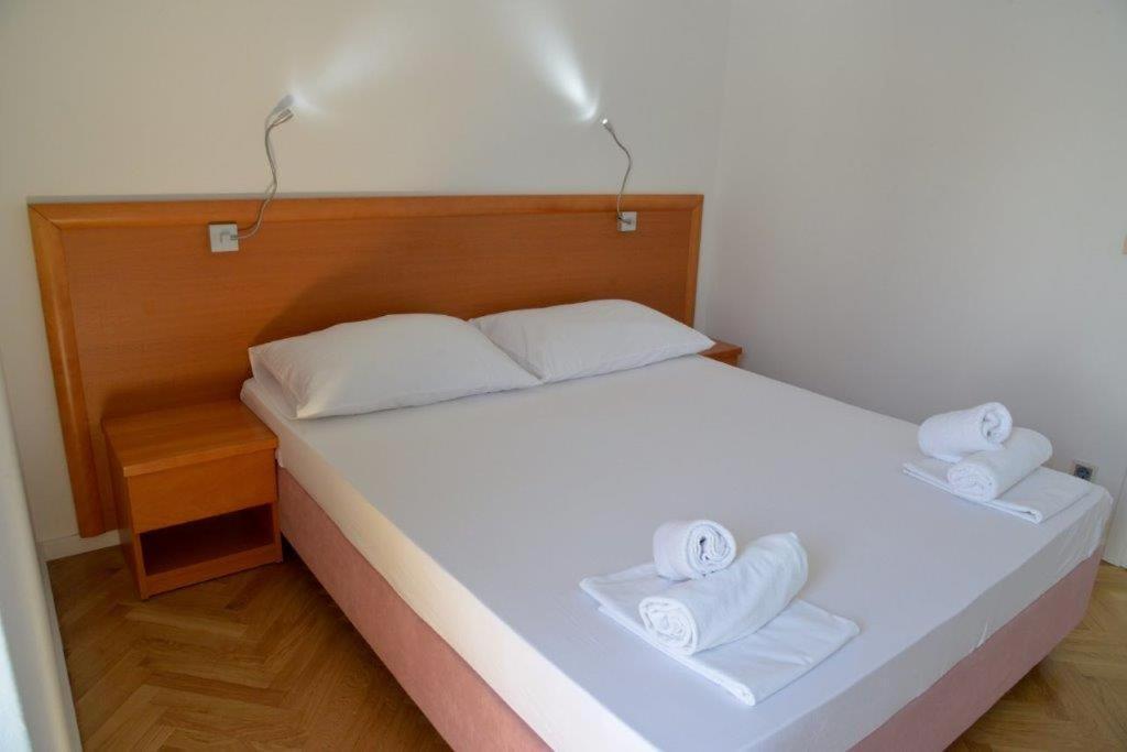 Premium Oaza Apartamento Primošten Exterior foto